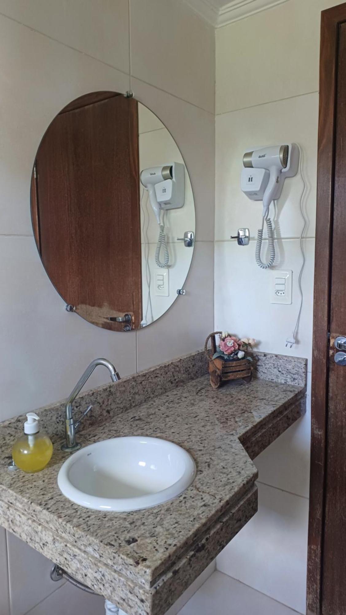 Anexo Da - 2/4 Com Piscina